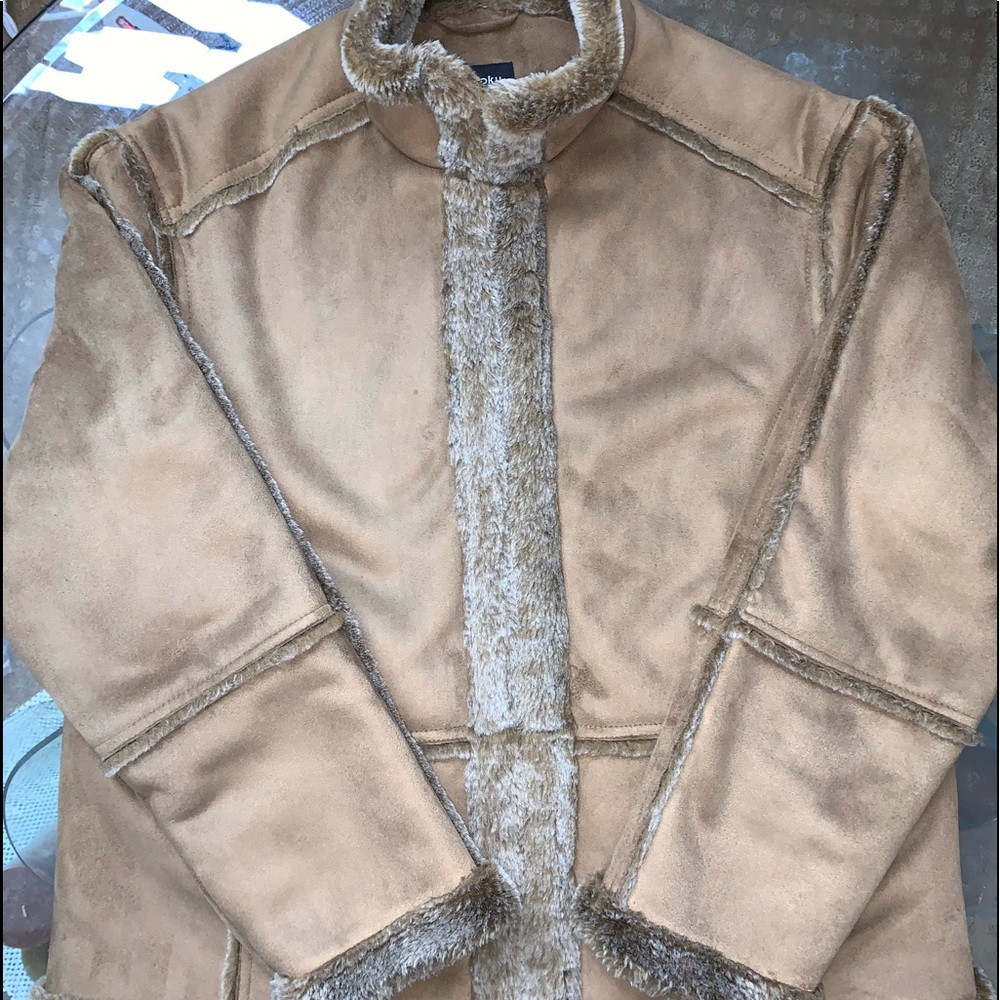Toku fur coat - very nice